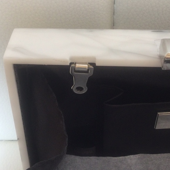 NWT Beautiful Acrylic Marble Pattern Clutch Evening Bag Casual Purse With Chain - Picture 9 of 16